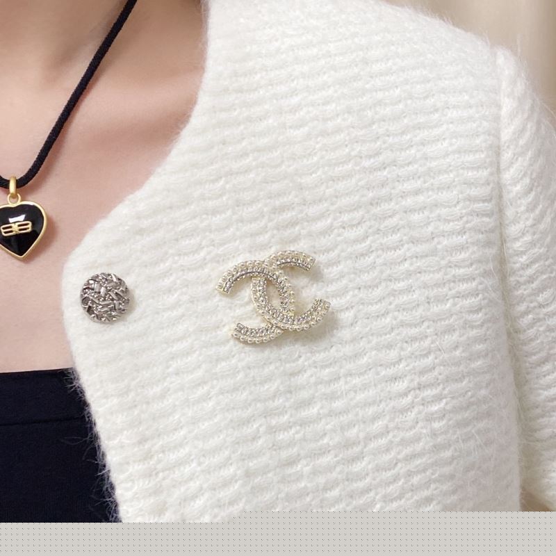 Ch*el brooches